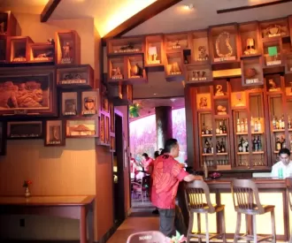 Makahiki Restaurant Bar Hidden Menehune