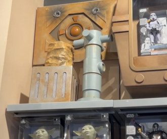 Star Tours Gift Shop Hidden Secrets!