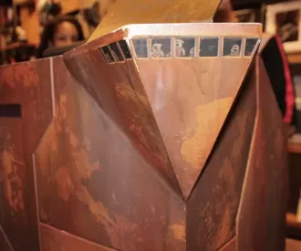 Star Tours Store Hidden Jawas